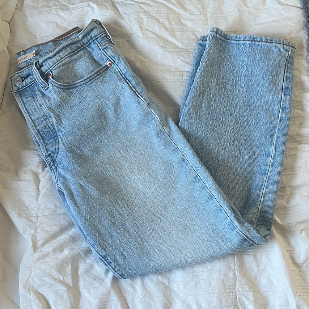 Levi's Wedgie Straight Jeans
